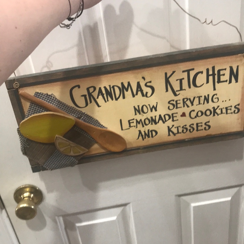 Grandma's Kitchen Yellow Lemon Wall Sign - Decorative Home Kitchen Plaque